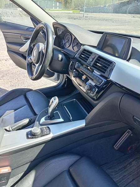 BMW 320 Raisio - valokuva 8