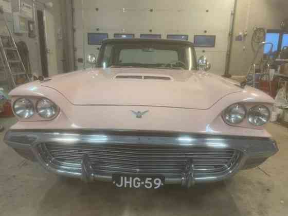 Ford Thunderbird Janakkala