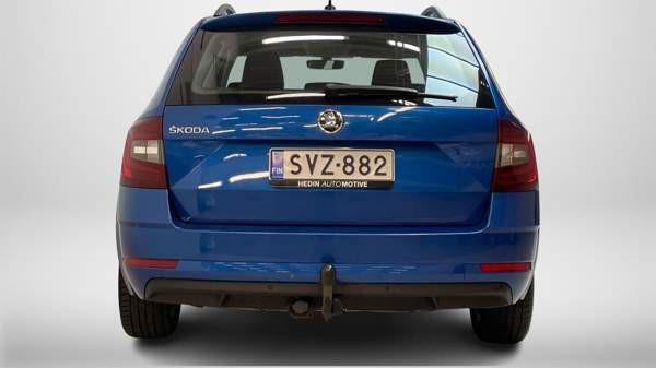 Skoda Octavia Glebychevo - valokuva 4