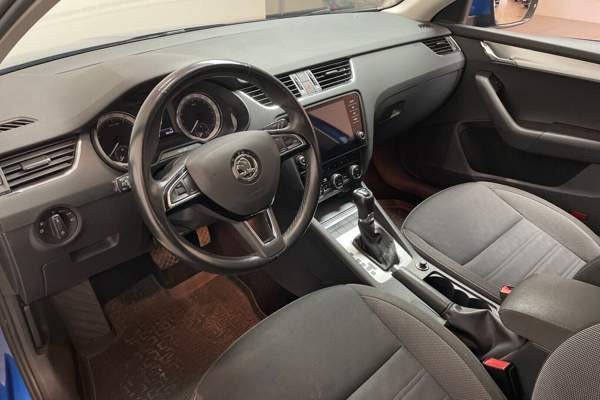 Skoda Octavia Glebychevo - valokuva 6