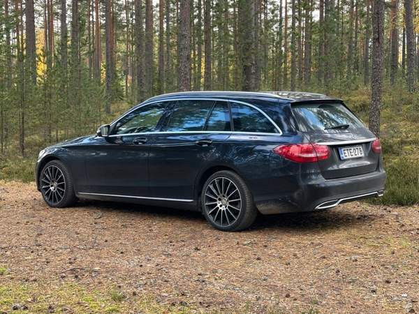 Mercedes-Benz C Эспоо - изображение 4