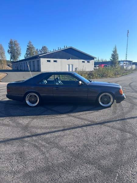 Mercedes-Benz 300 Ювяскюля - изображение 4