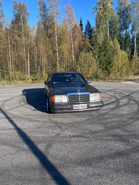 Mercedes-Benz 300 Ювяскюля - изображение 2