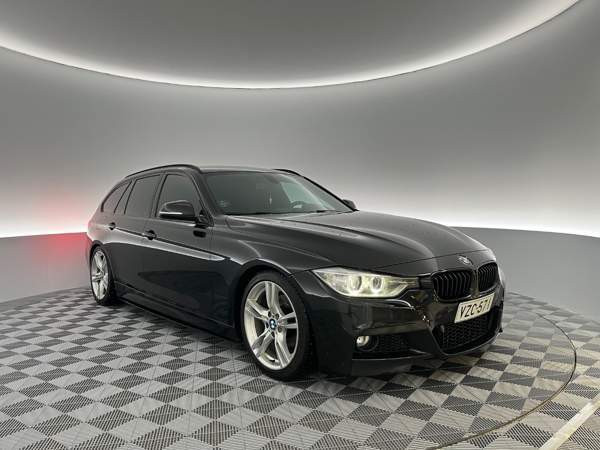 BMW 320 Hyvinkää - valokuva 1