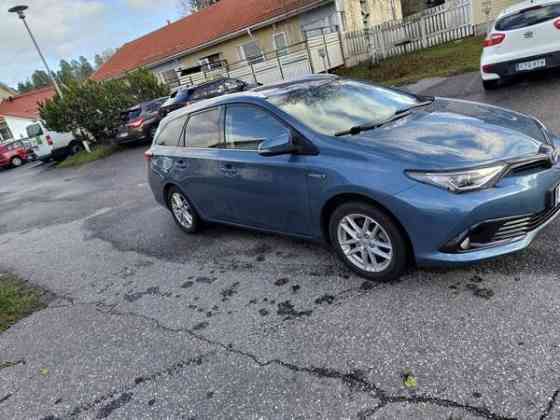 Toyota Auris Turtkul