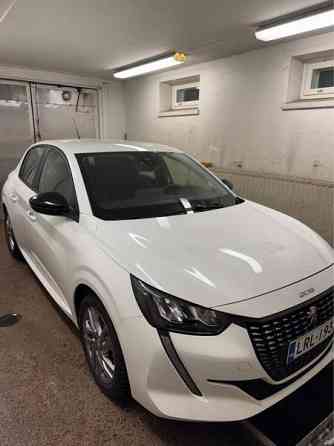 Peugeot 208 Тампере