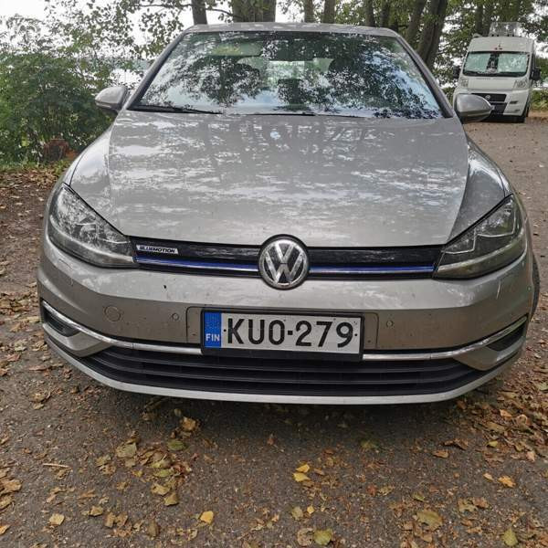 Volkswagen Golf Лохья - изображение 4