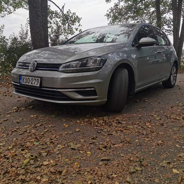 Volkswagen Golf Лохья - изображение 3