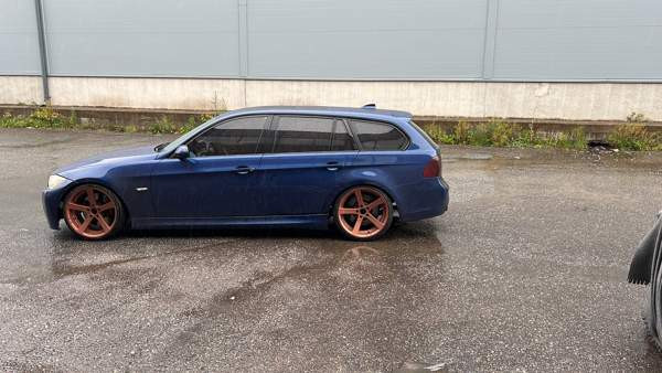 BMW 335 Naantali - изображение 1