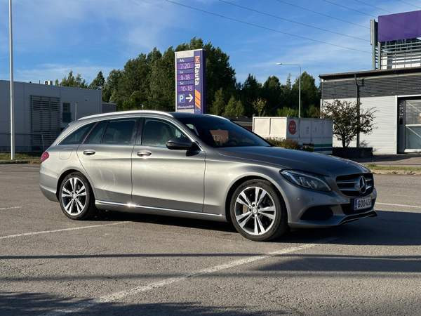 Mercedes-Benz C Тампере - изображение 1