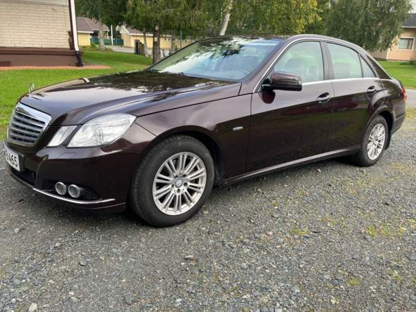 Mercedes-Benz E Tornio – foto 5