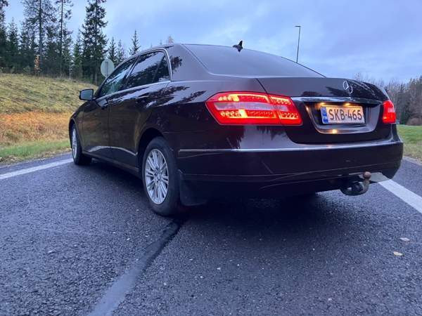 Mercedes-Benz E Tornio – foto 3