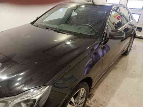 Mercedes-Benz E Helsinki