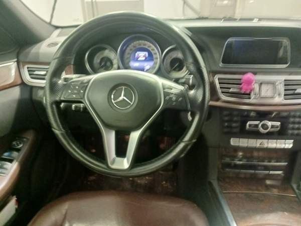 Mercedes-Benz E Helsinki - photo 6