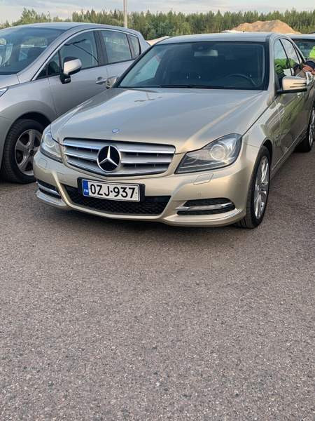 Mercedes-Benz C Porvoo - valokuva 1