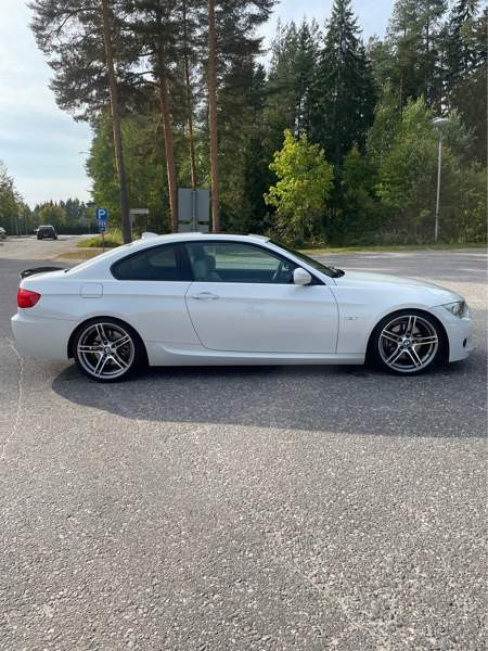 BMW 330 Orimattila - photo 7