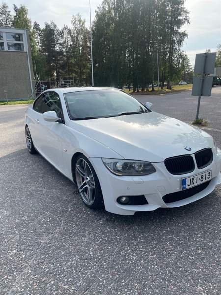 BMW 330 Orimattila - photo 8