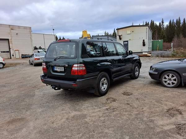 Toyota Land Cruiser Kuopio - valokuva 3