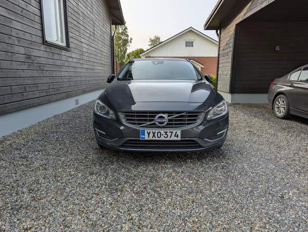 Volvo V60 Hafnarfjoerdur - valokuva 5