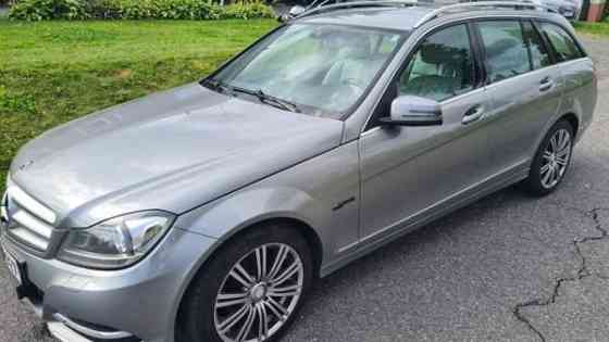 Mercedes-Benz C Luga