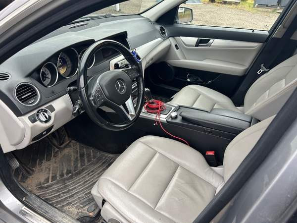 Mercedes-Benz C Luga - photo 7