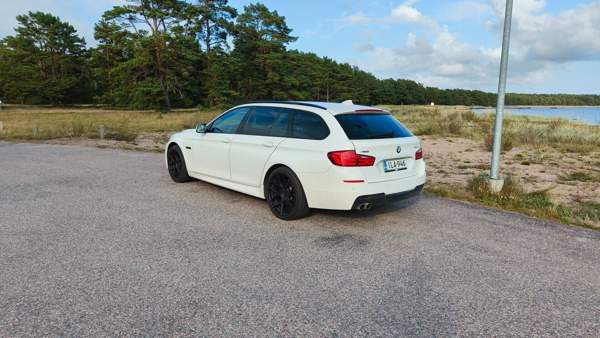 BMW 530 Dzhankoy - valokuva 1