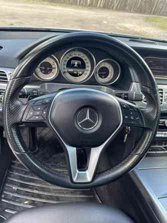 Mercedes-Benz E Лемпяаля