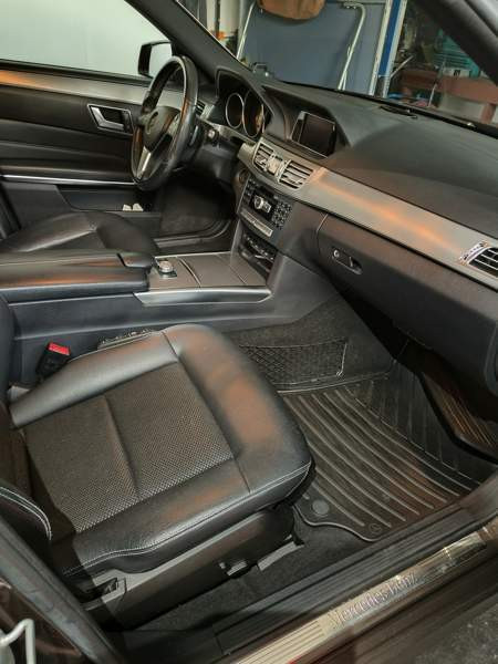 Mercedes-Benz E Oulainen - valokuva 3