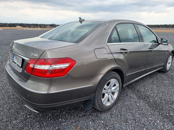 Mercedes-Benz E Kempele - изображение 4