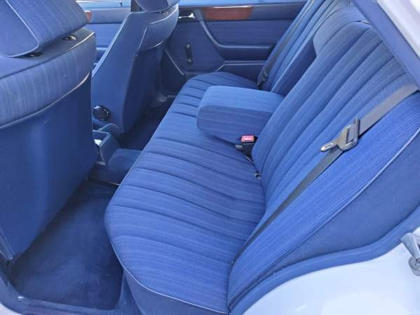 Mercedes-Benz 250 Йоэнсуу - изображение 3