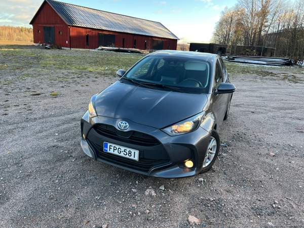 Toyota Yaris Helsinki – foto 2