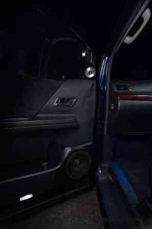 Toyota Vellfire Вантаа