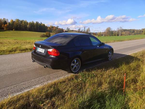 BMW 335 Sibbo - valokuva 3