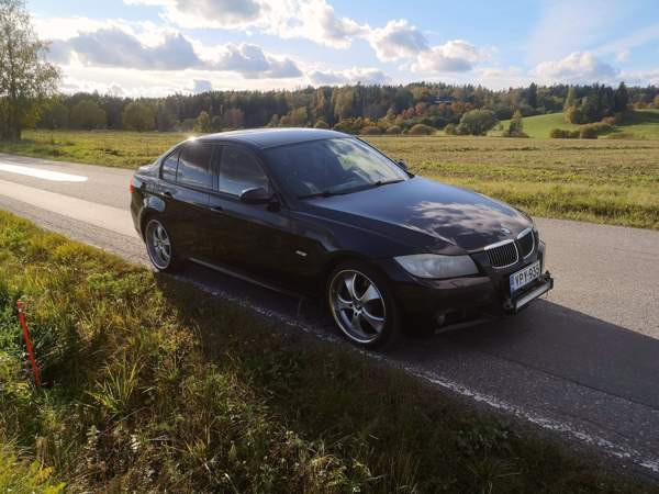BMW 335 Sibbo - valokuva 1
