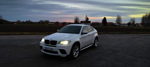 BMW X6 Kannus - valokuva 1