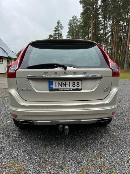 Volvo XC60 Veteli - valokuva 3