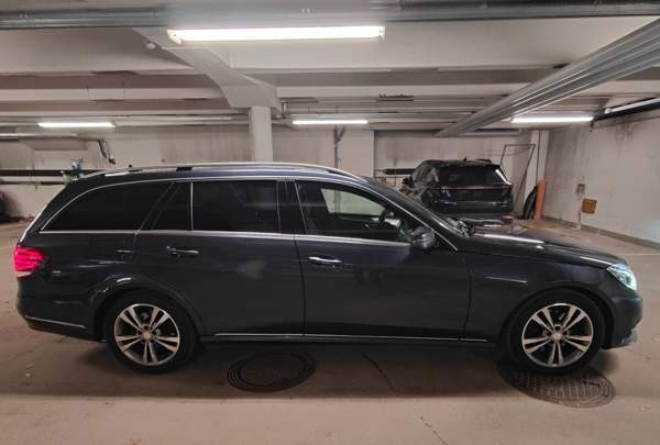 Mercedes-Benz E Glebychevo - valokuva 2