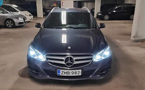 Mercedes-Benz E Glebychevo - valokuva 3