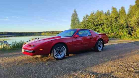 Pontiac Firebird Ristijärvi