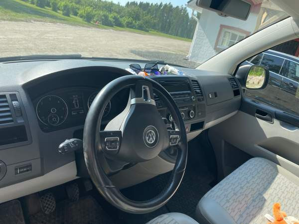Volkswagen Transporter Luga - valokuva 4