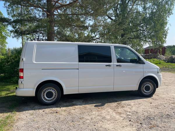 Volkswagen Transporter Luga - valokuva 6