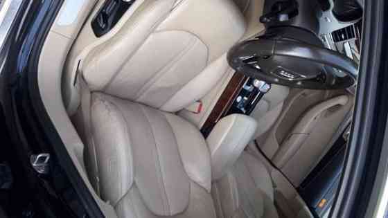 Audi A8 Ювяскюля