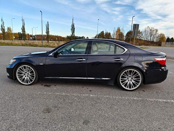 Lexus LS Hyvinkää - valokuva 7
