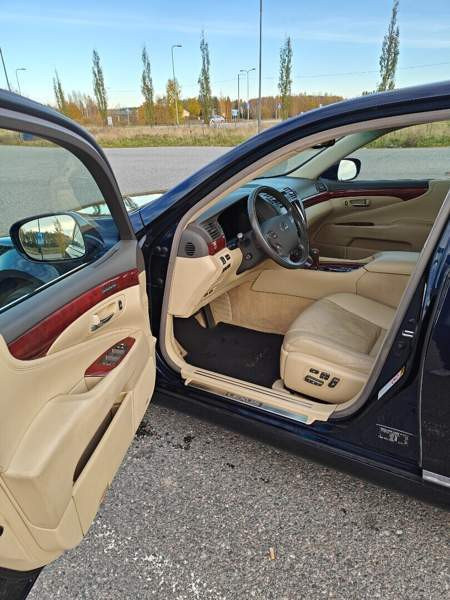 Lexus LS Hyvinkää - valokuva 3
