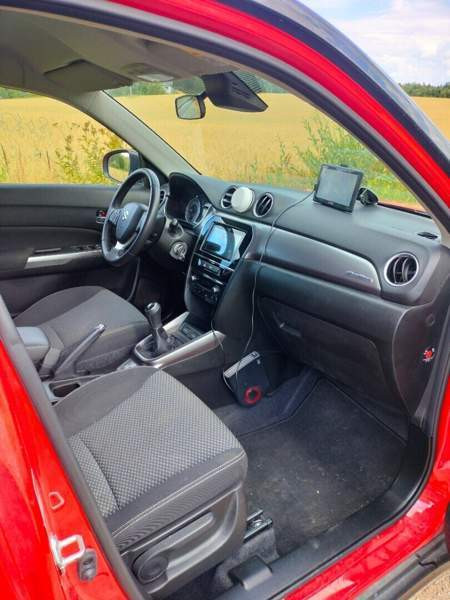 Suzuki Vitara Луга - изображение 5