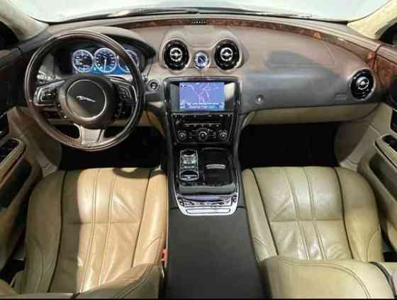 Jaguar XJ Коувола