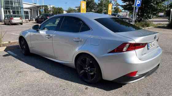 Lexus IS Jaervenpaeae