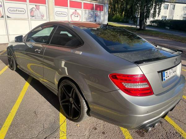 Mercedes-Benz C Vantaa - valokuva 3