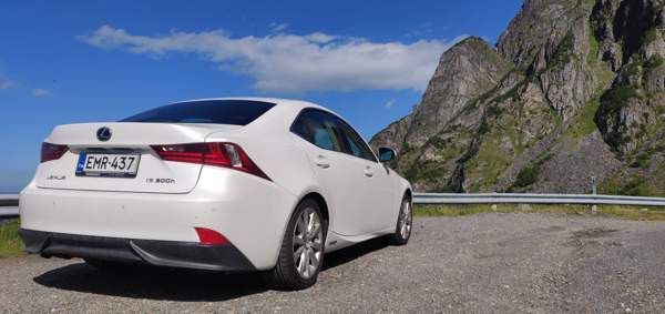 Lexus IS Janakkala - valokuva 1