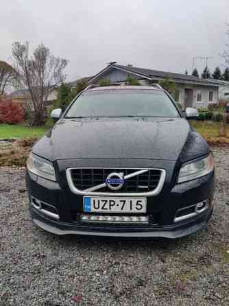 Volvo V70 Muhos